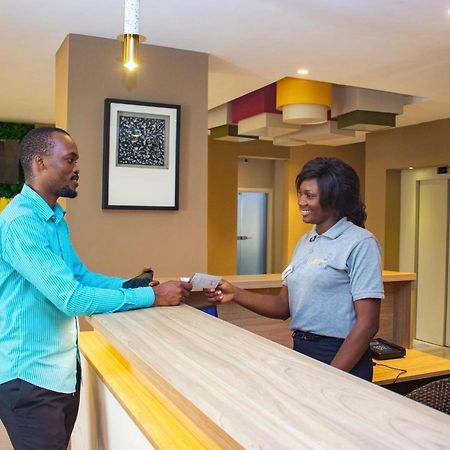 Merina Hotel Yaoundé Εξωτερικό φωτογραφία
